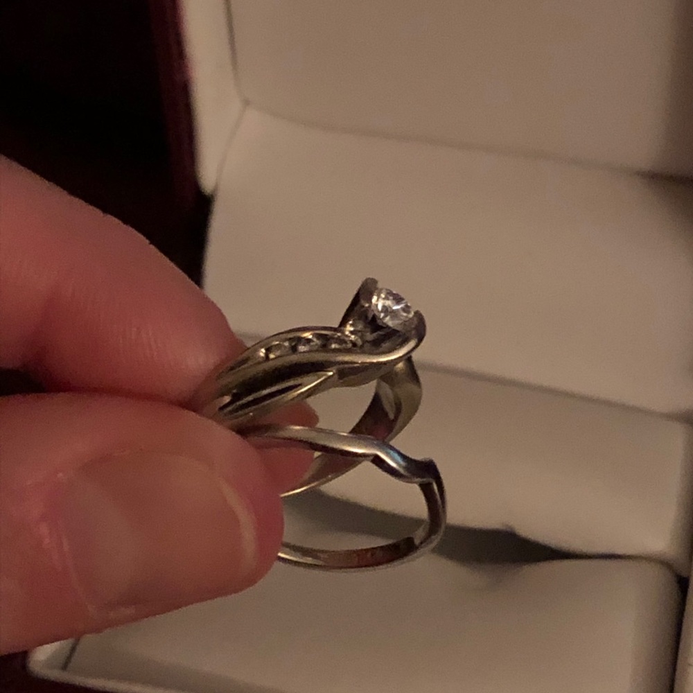 Diamond ring